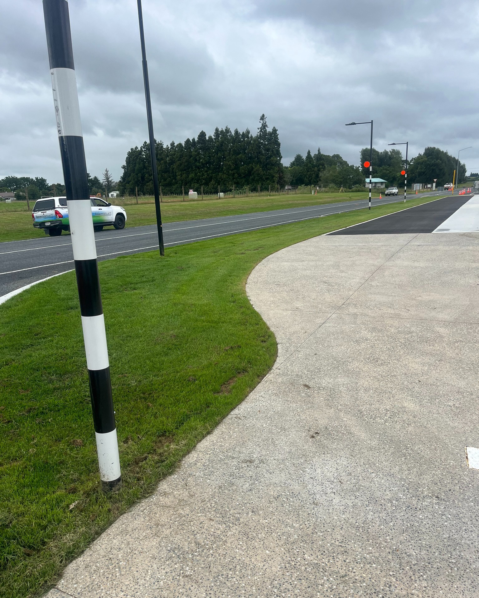 te-awa-lakes-horotiu-project-lawn-on-turf-waikato-2