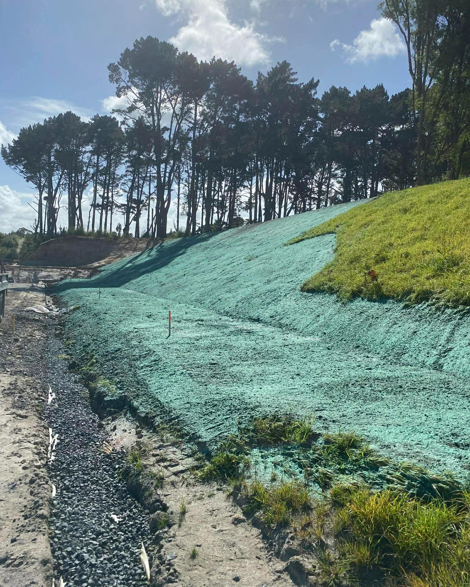 te-awa-lakes-horotiu-project-lawn-on-turf-waikato-4